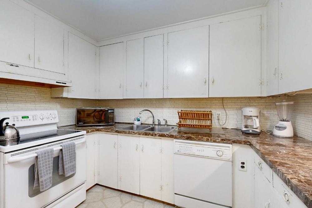 The CAVU Mansion on Bellevue